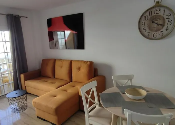 Heated Pool,parking,air,wifi Palm-mar