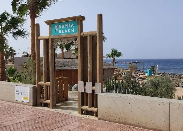 Heated Pool,parking,air,wifi Palm-mar