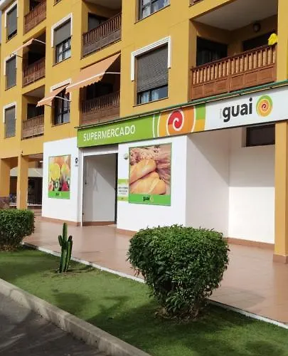 Heated Pool,parking,air,wifi