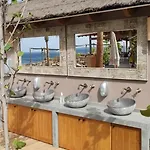 Apartment Heated Pool,parking,air,wifi *