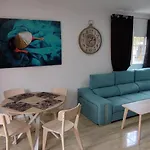 Heated Pool,parking,air,wifi Apartment *