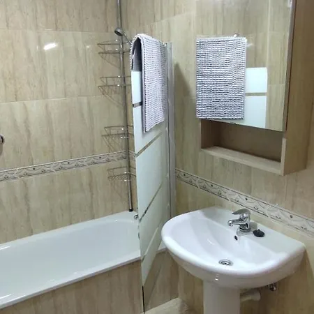 Heated Pool,parking,air,wifi Apartament *