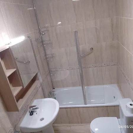 Heated Pool,parking,air,wifi Apartament